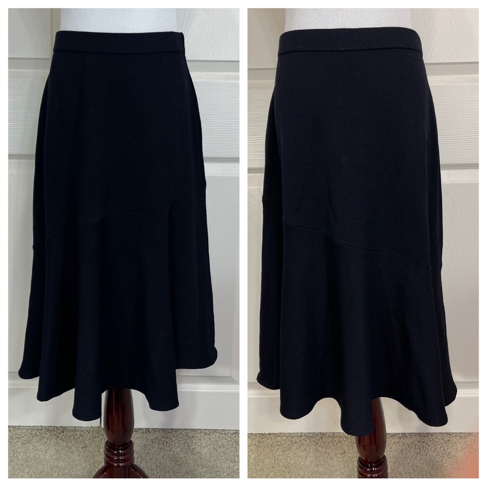 St. John Evening knit skirt